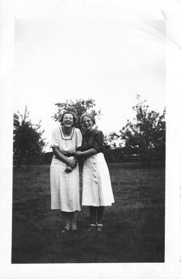 scan0104
Joekje en Geertje Veldstra
